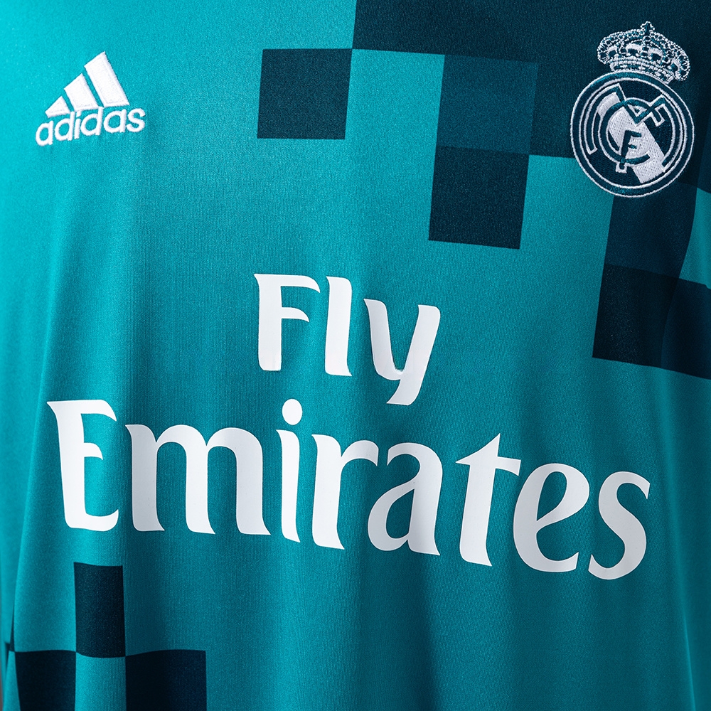 Retro Real Madrid 17/18 Third away S-XXL - Image 5