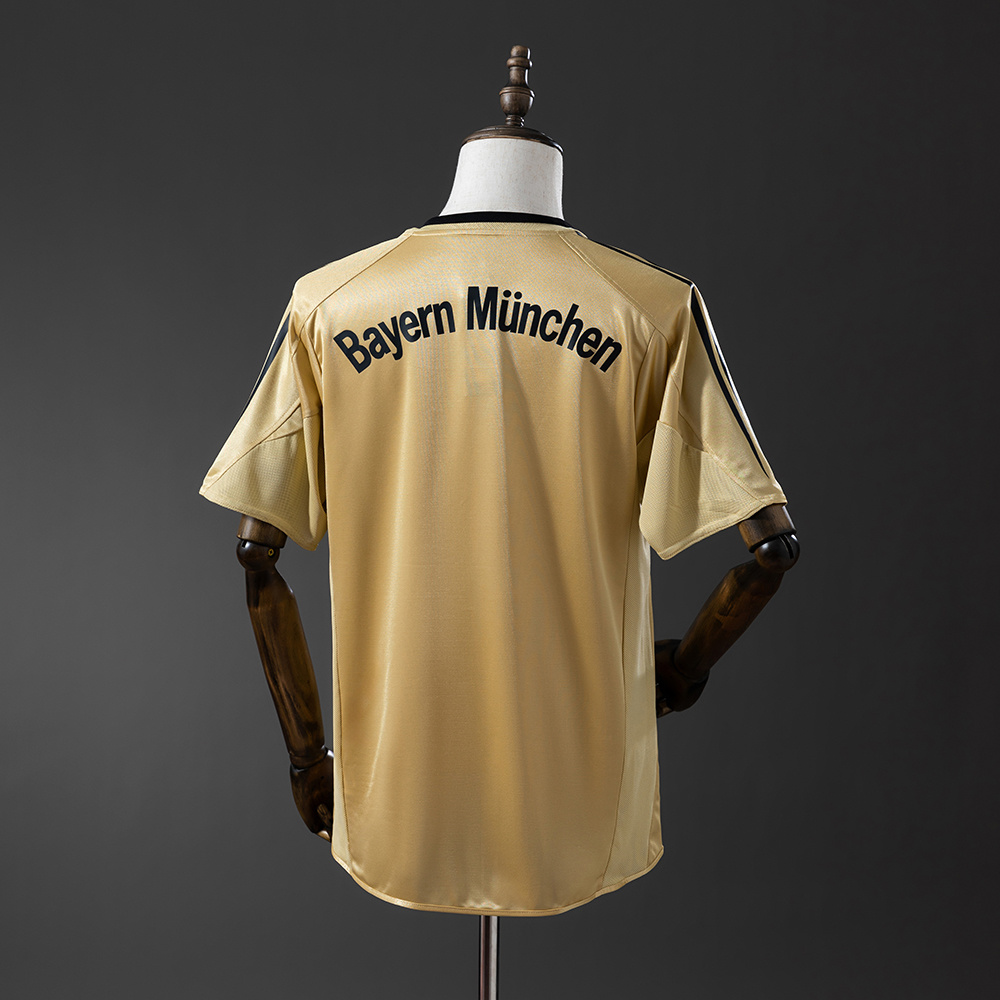 Retro 04/05 Bayern Munich away S-XXL - Image 8