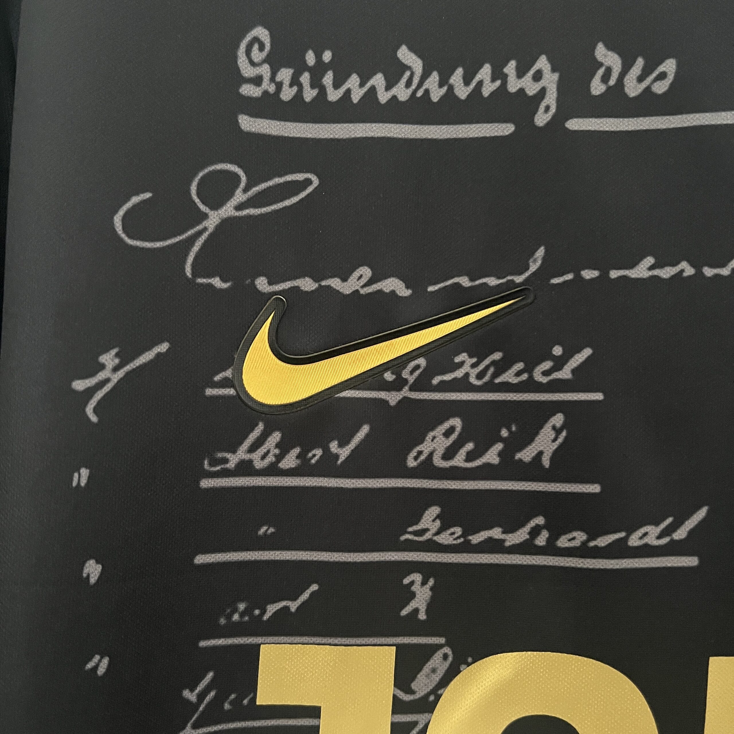 24/25 Frankfurt Special Edition S-XXL - Image 6