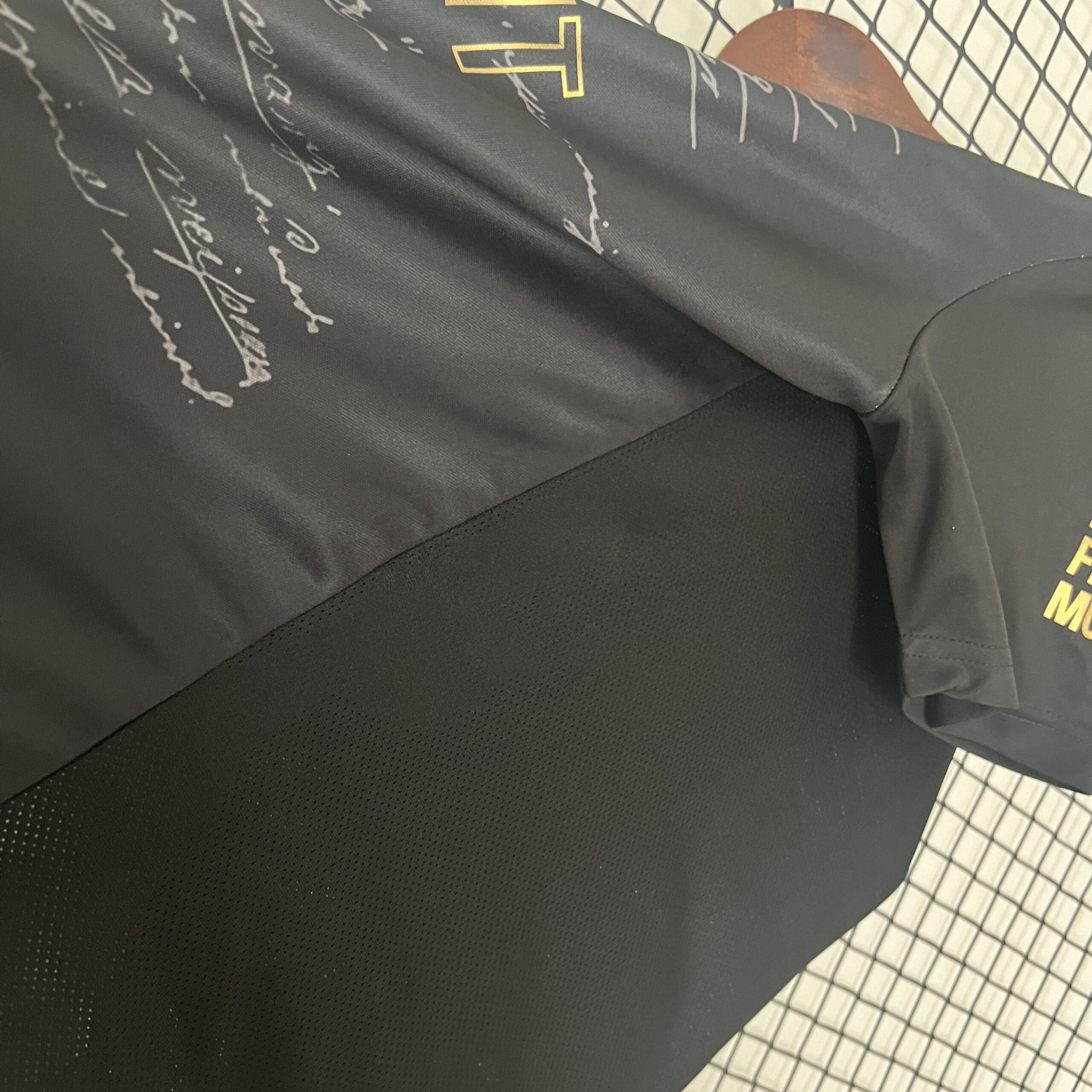24/25 Frankfurt Special Edition S-XXL - Image 5