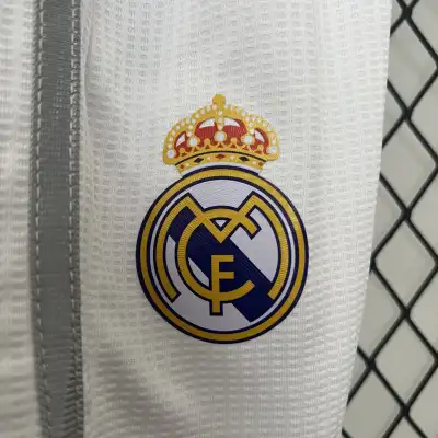 kids Real Madrid 15/16 home size: 16-28 - Image 8