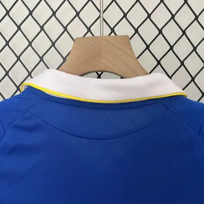 Alternative view of kids Chelsea 08/09 Champions League home game size: 16-28