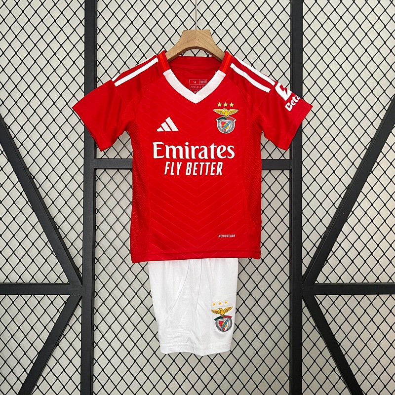 24/25 Kids Benfica Home Size: 16-28