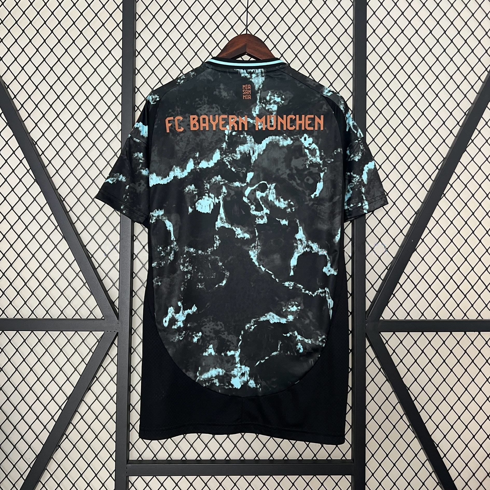 24/25 Bayern Munich Away S-4XL - Image 7
