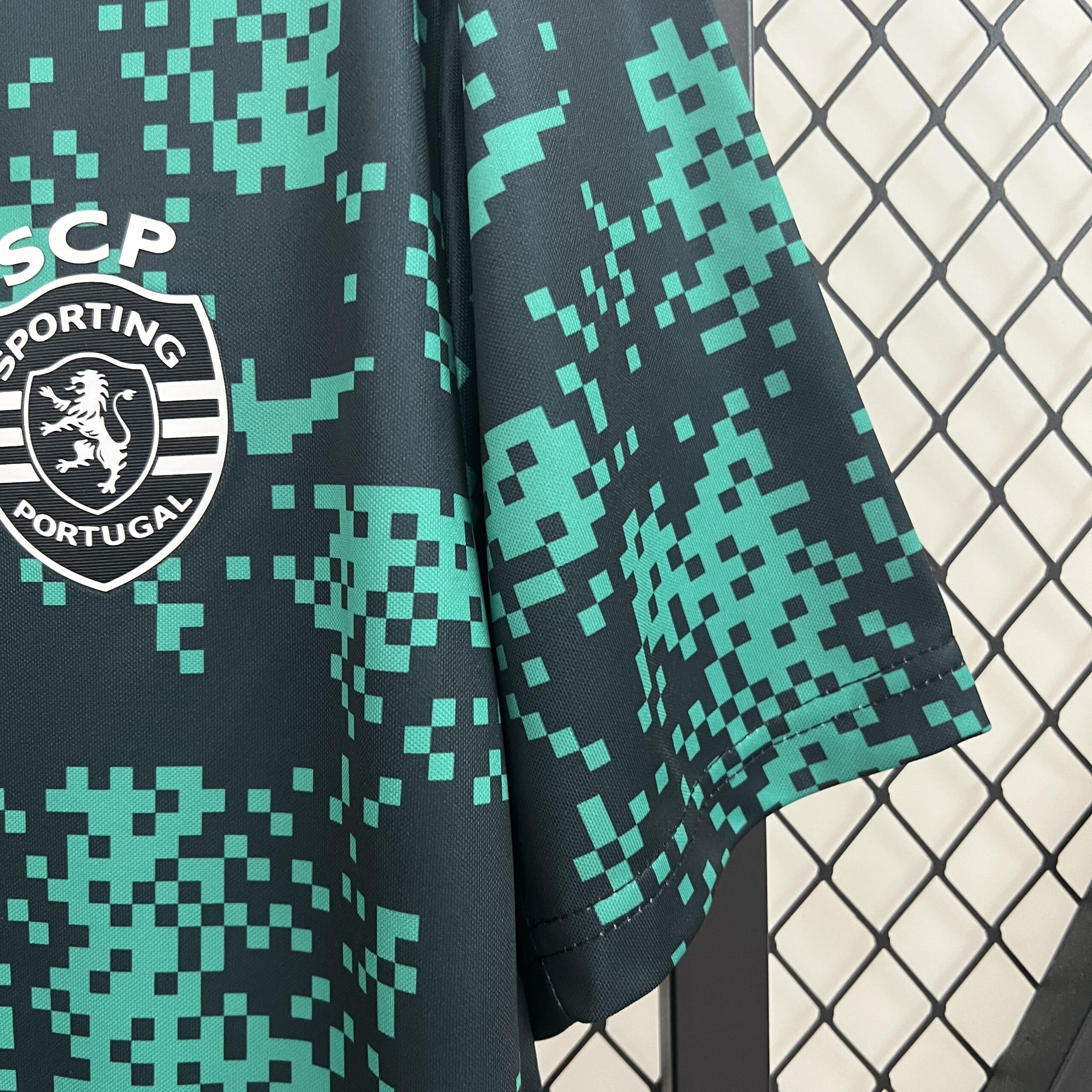 24/25 Sporting Lisbon Training Jersey S-4XL - Image 7