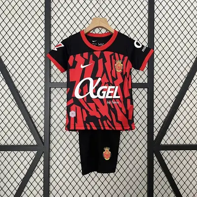 24/25 Kids Mallorca Home Size: 16-28