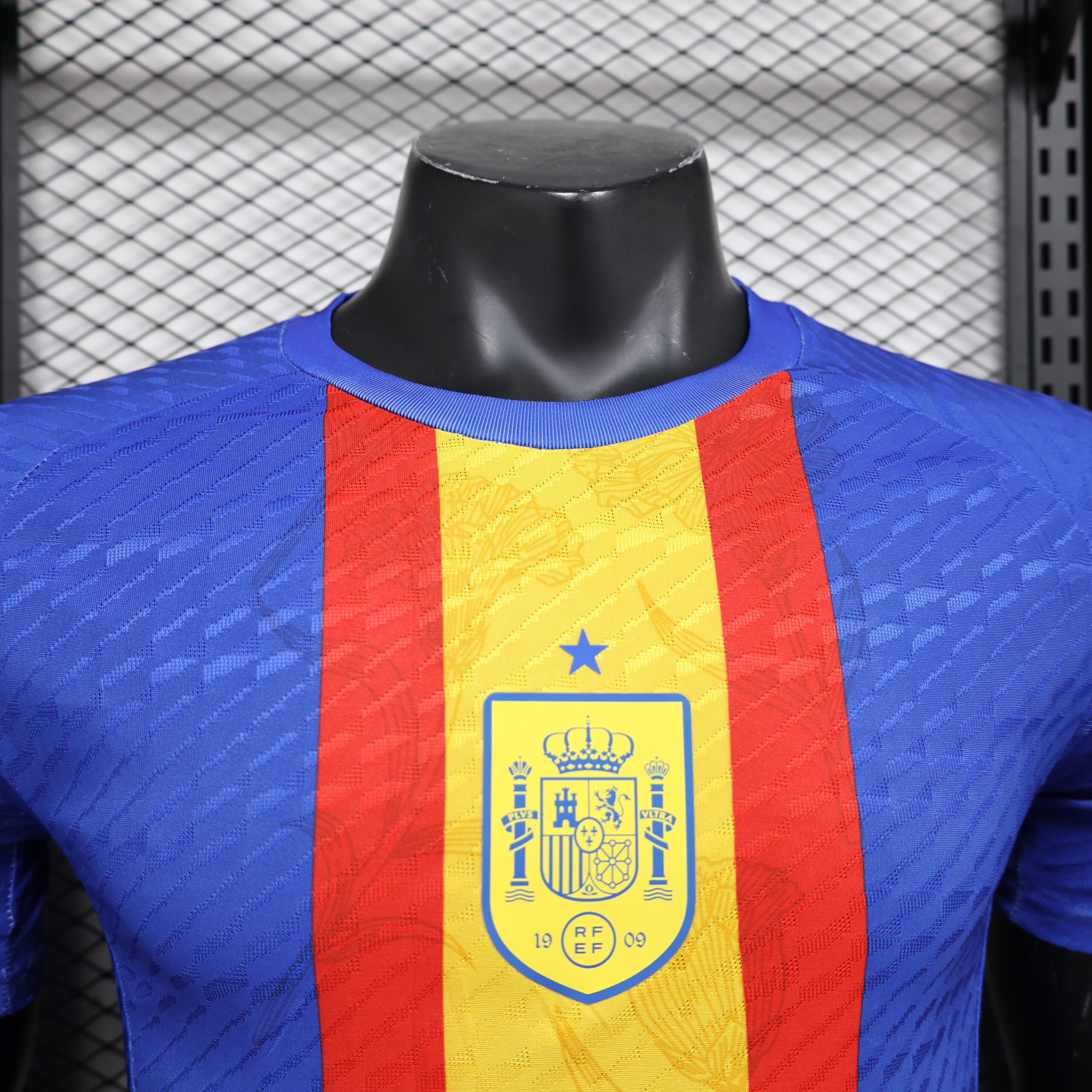 2024 Player Spain Training Jersey S-XXL - Image 9
