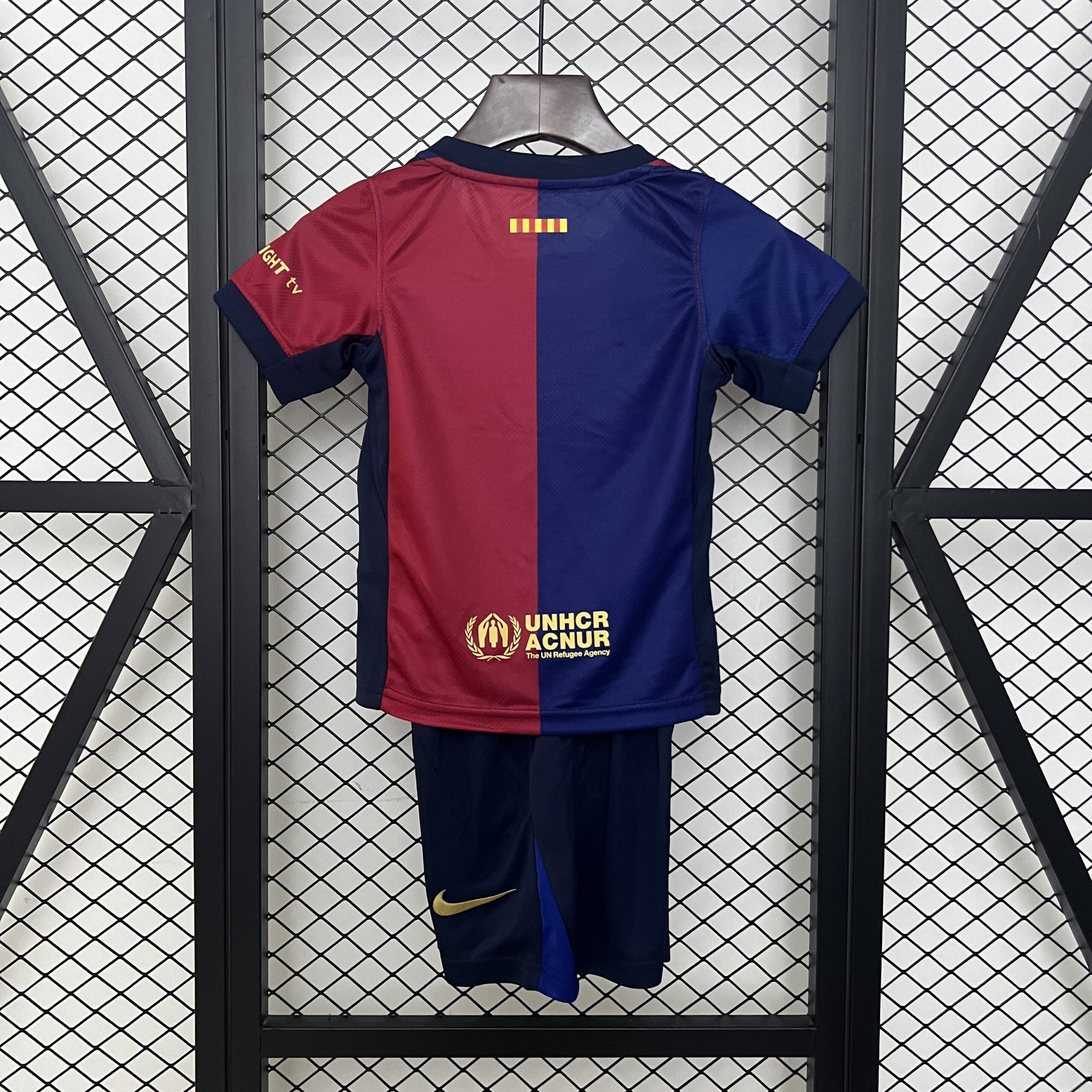 24/25 kids Barcelona home size 16-28 - Image 9