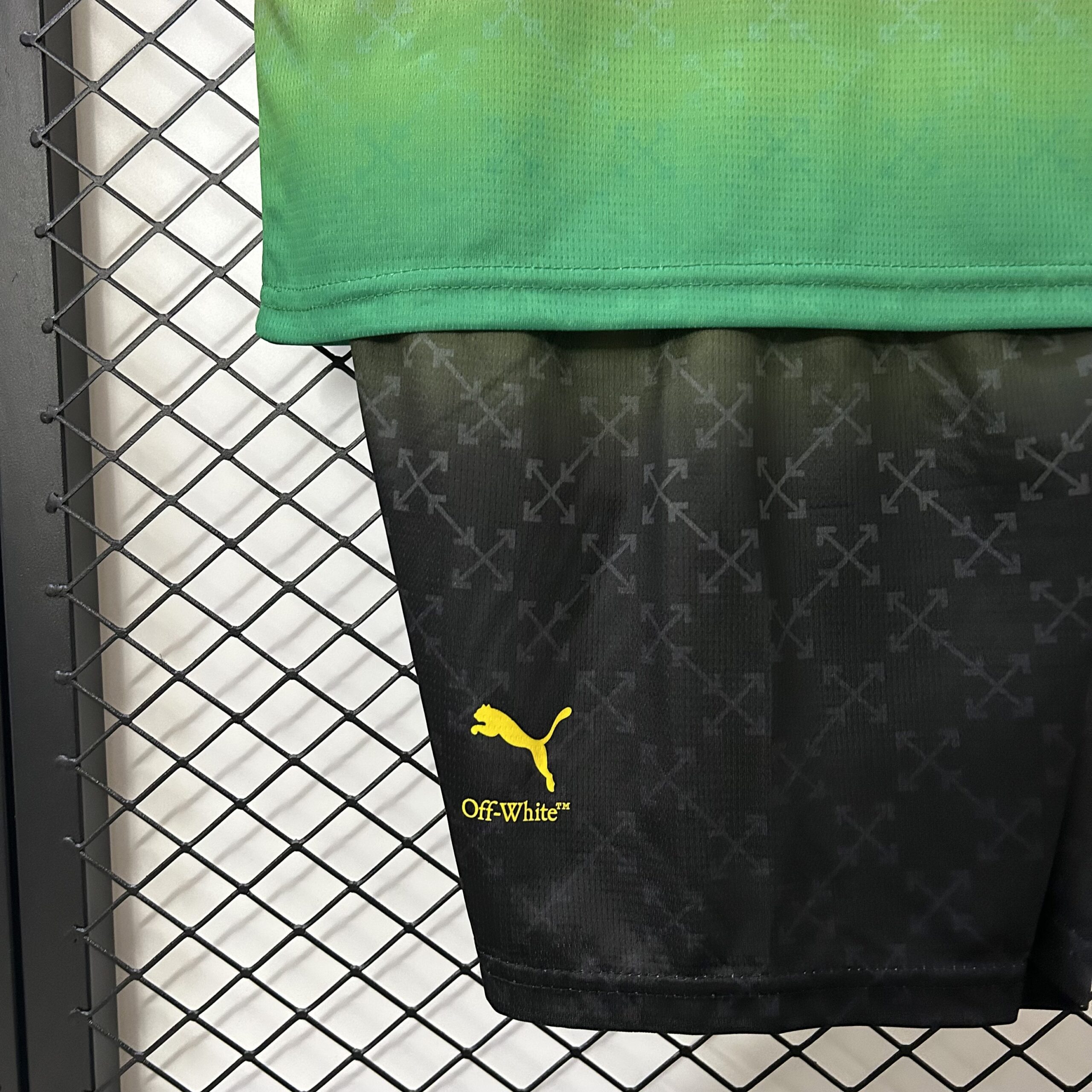 25/26 kids AC Milan Co-Branded Edition Jersey 16-28 - Image 4