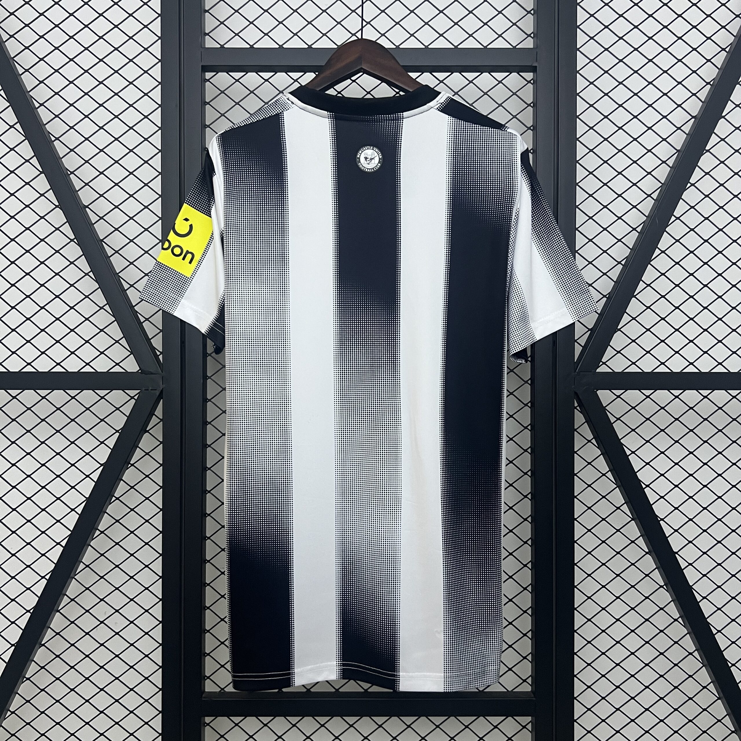 25/26 Newcastle United Special Edition S-4XL - Image 3
