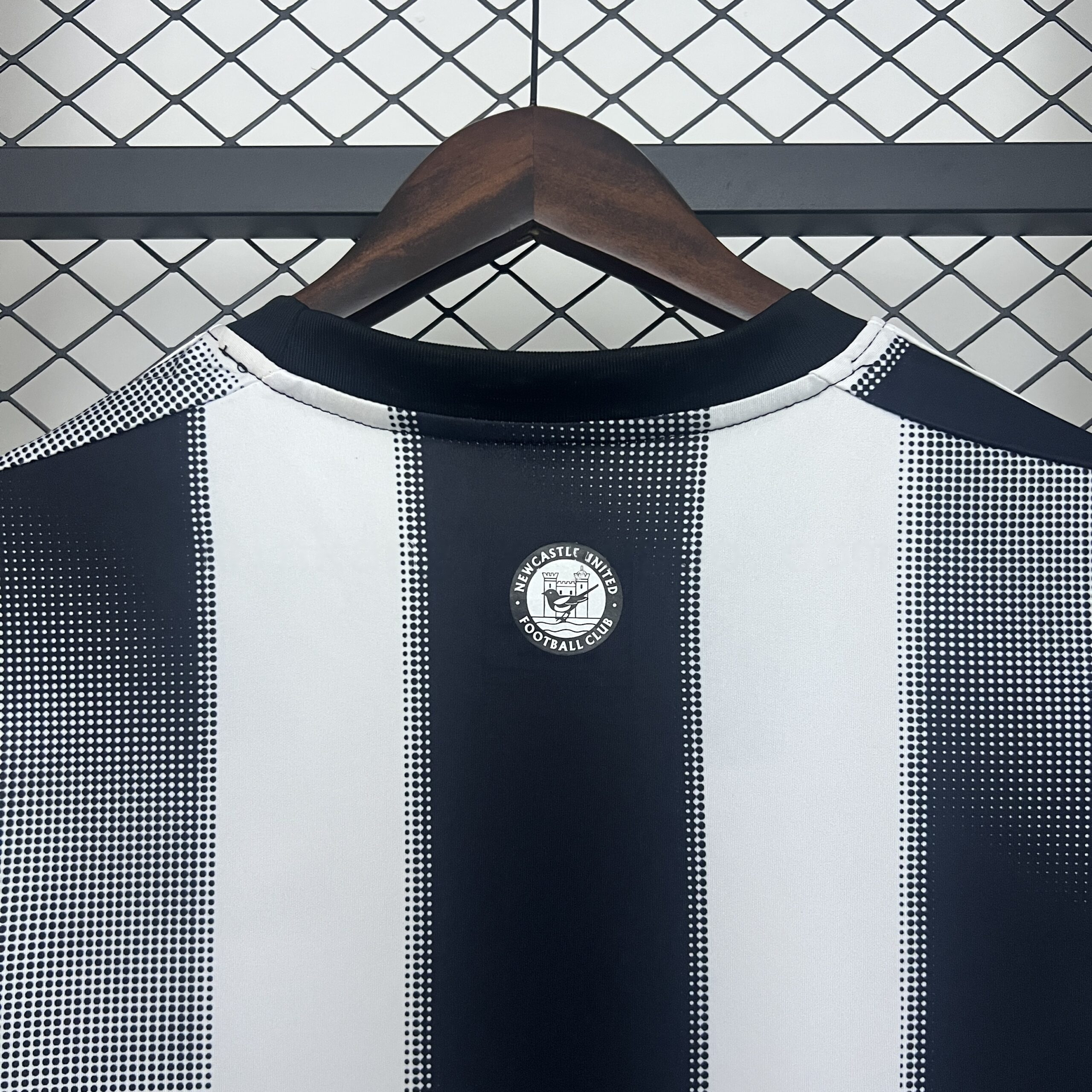 25/26 Newcastle United Special Edition S-4XL - Image 2