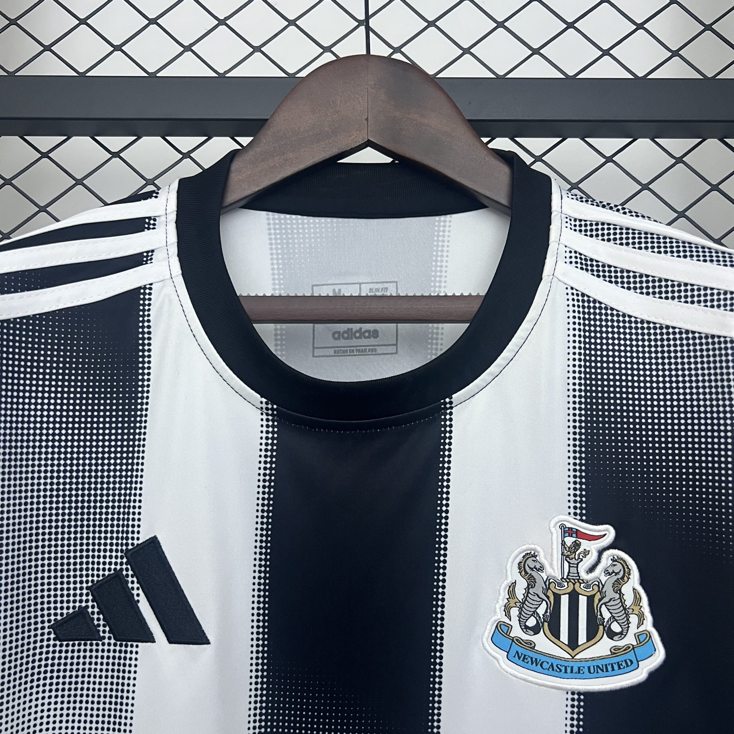 25/26 Newcastle United Special Edition S-4XL - Image 8
