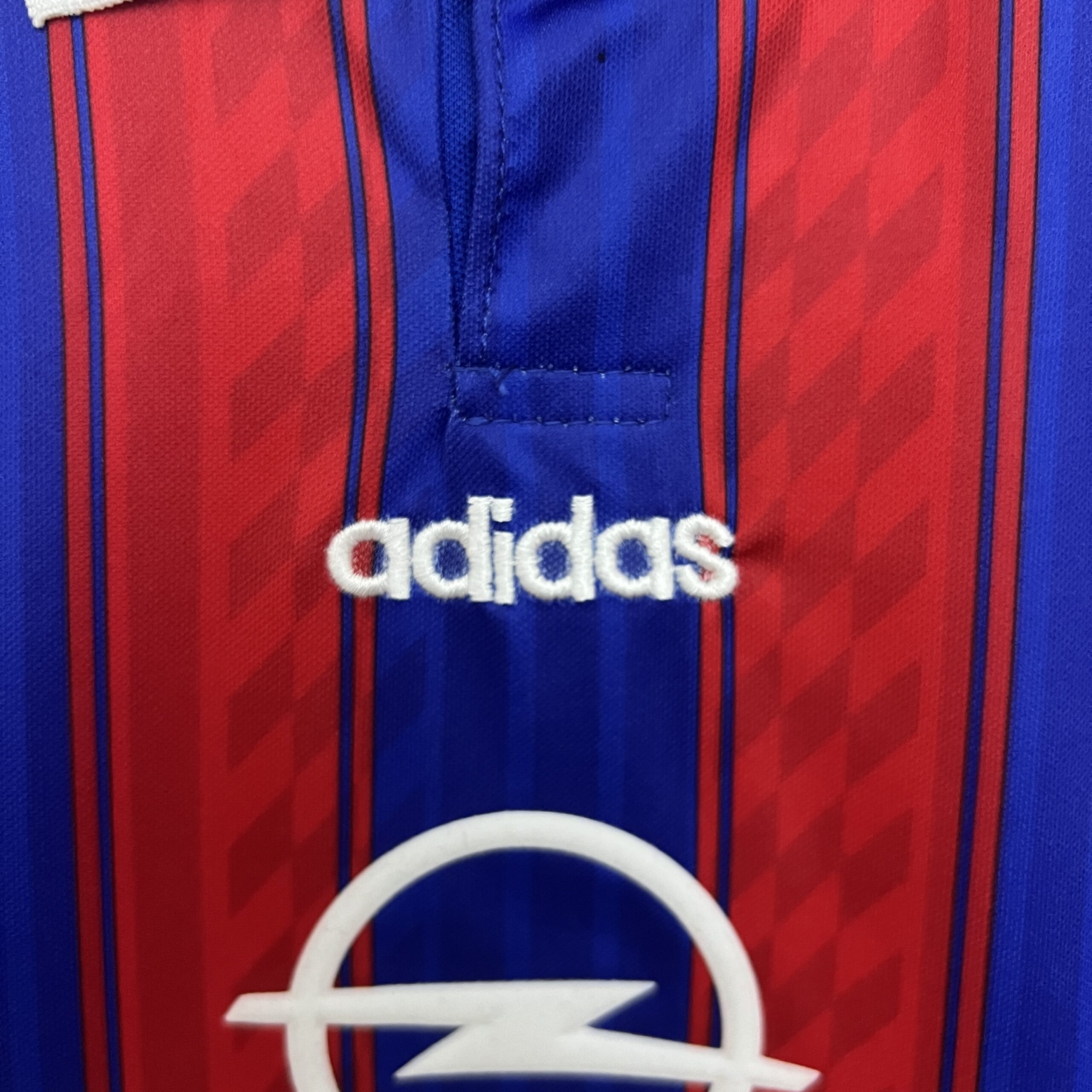 kids Bayern Munich 95/97 Home size: 16-28 - Image 7