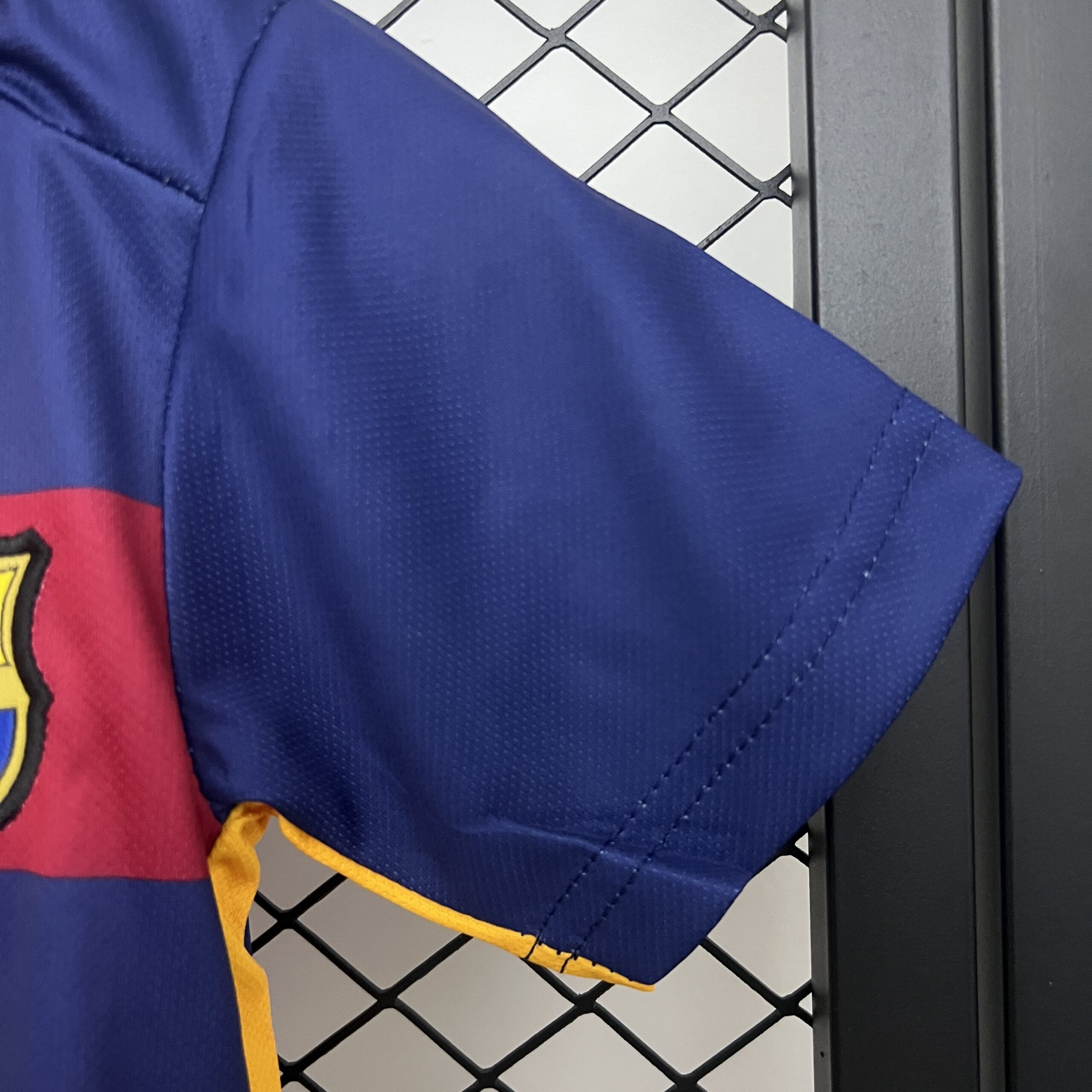 kids Barcelona 15/16 home size: 16-28 - Image 7