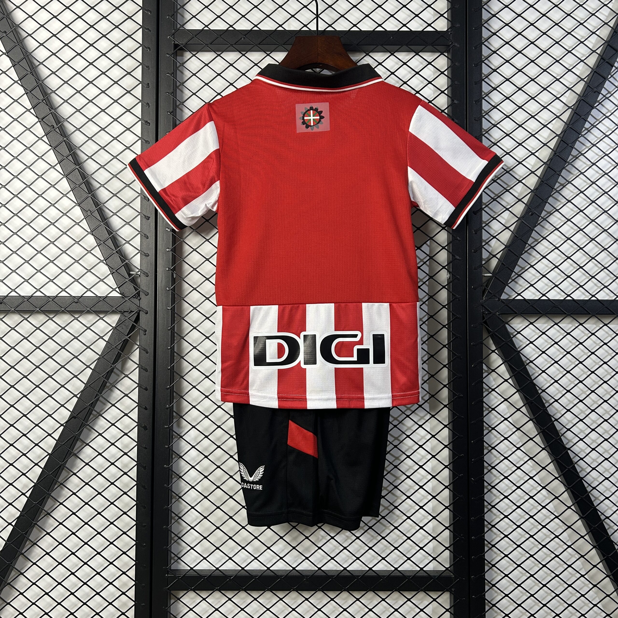 kids 25/26 Athletic Bilbao home size: 16-28 - Image 6