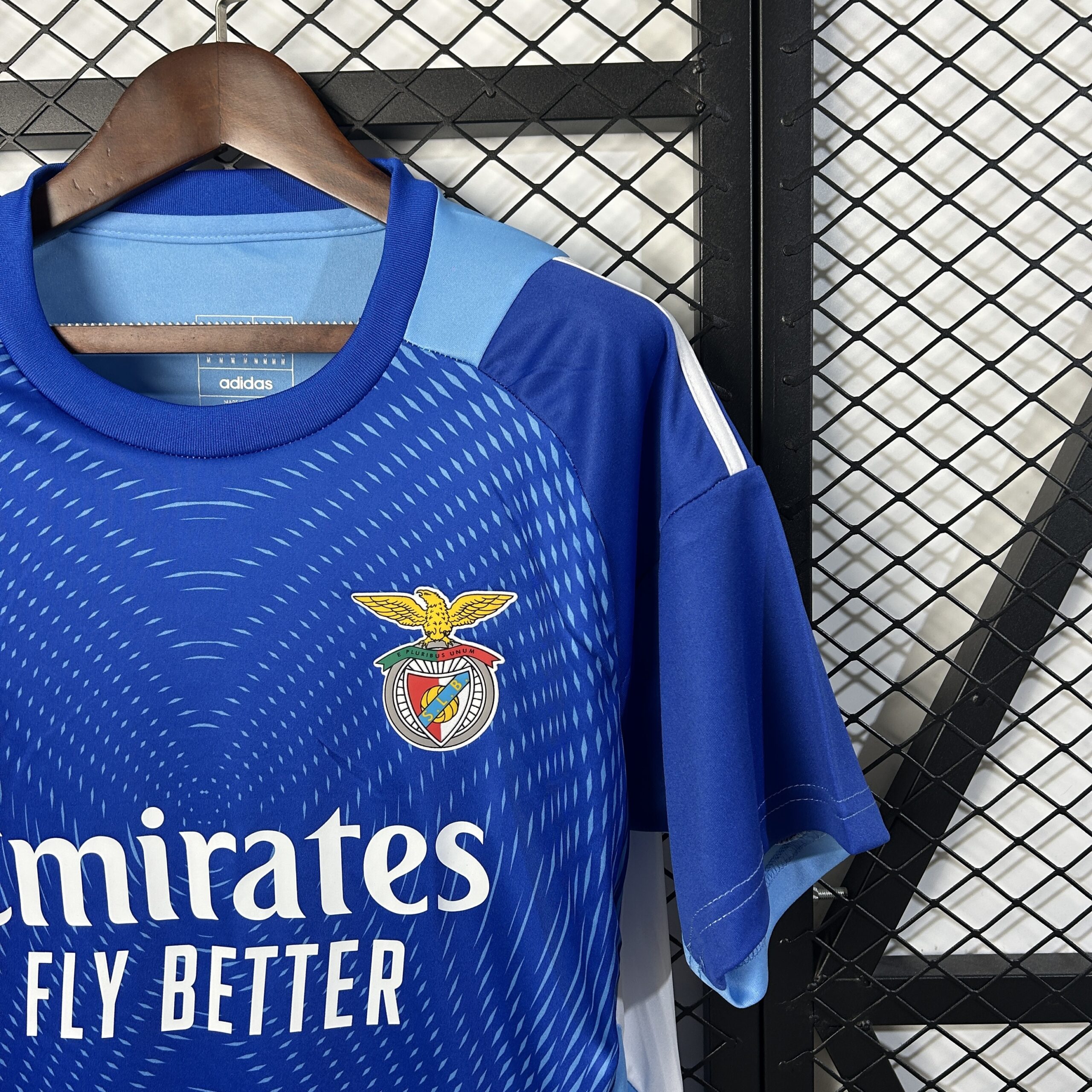 25/26 Benfica training goalkeeper S-XXL - Image 7