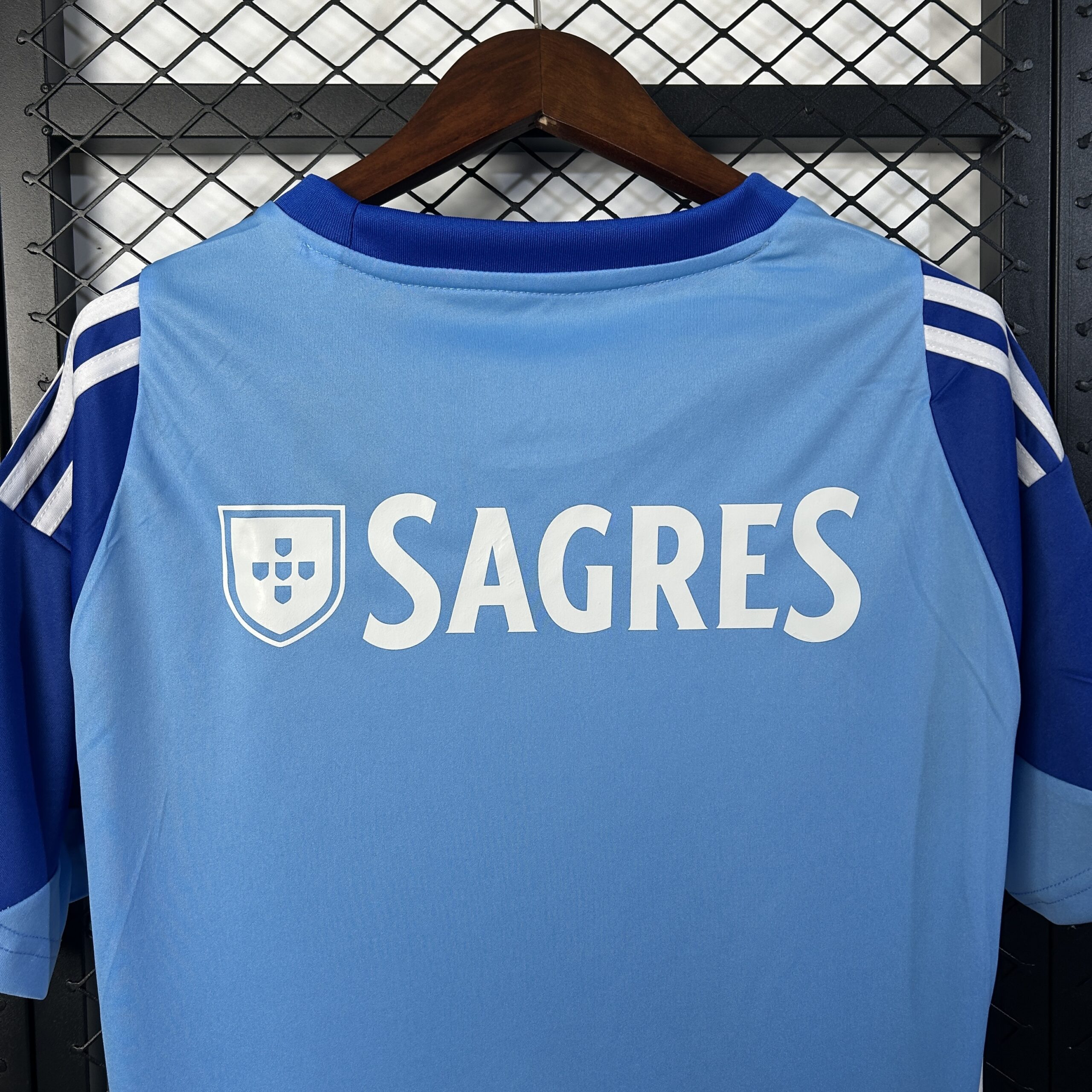 25/26 Benfica training goalkeeper S-XXL - Image 3