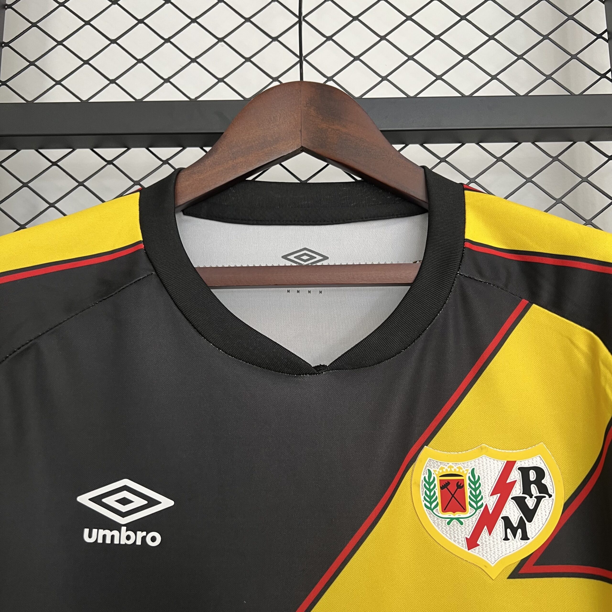 25/26 Rayo Vallecano Third Away S-XXL - Image 4