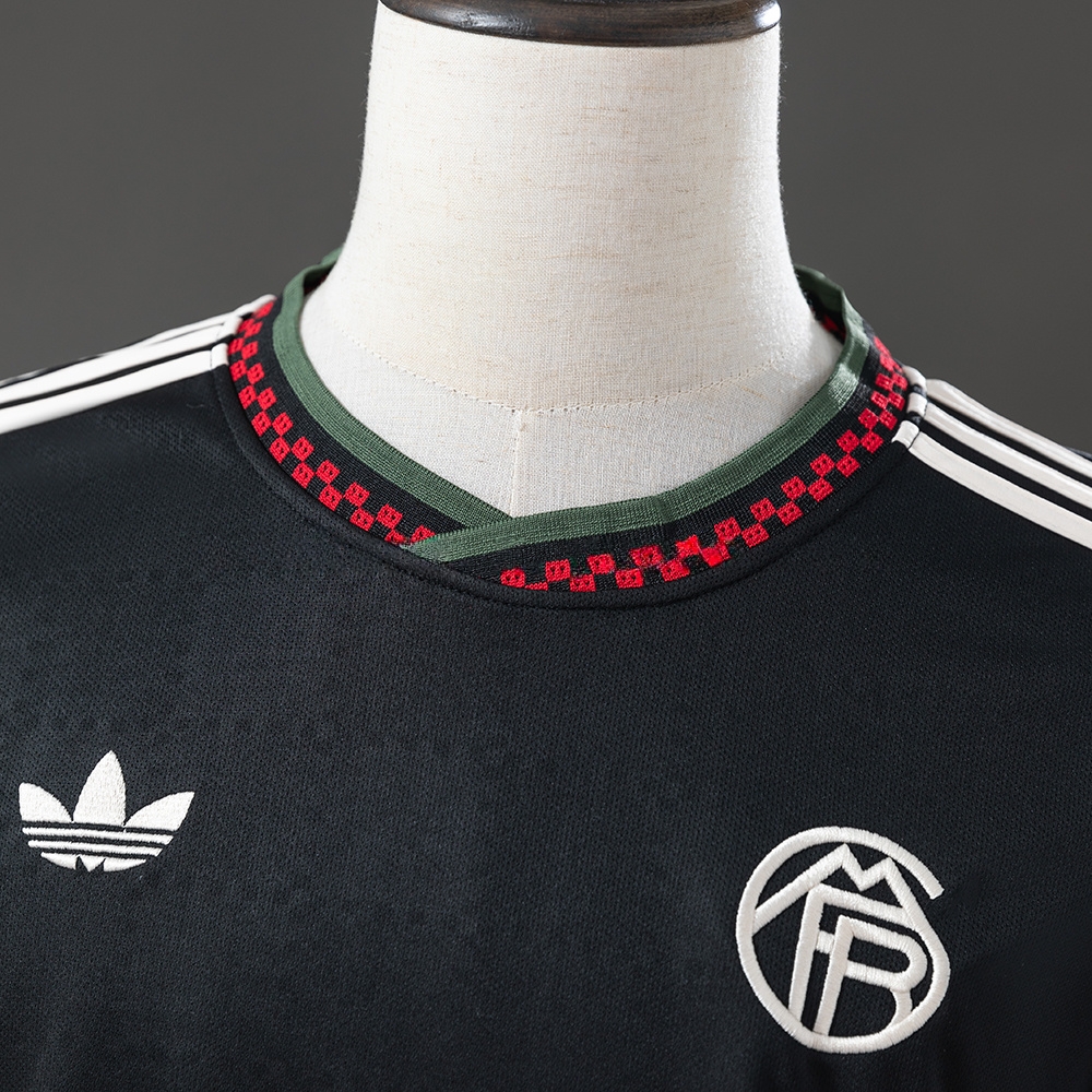 25/26 Bayern Munich third away S-4XL - Image 7
