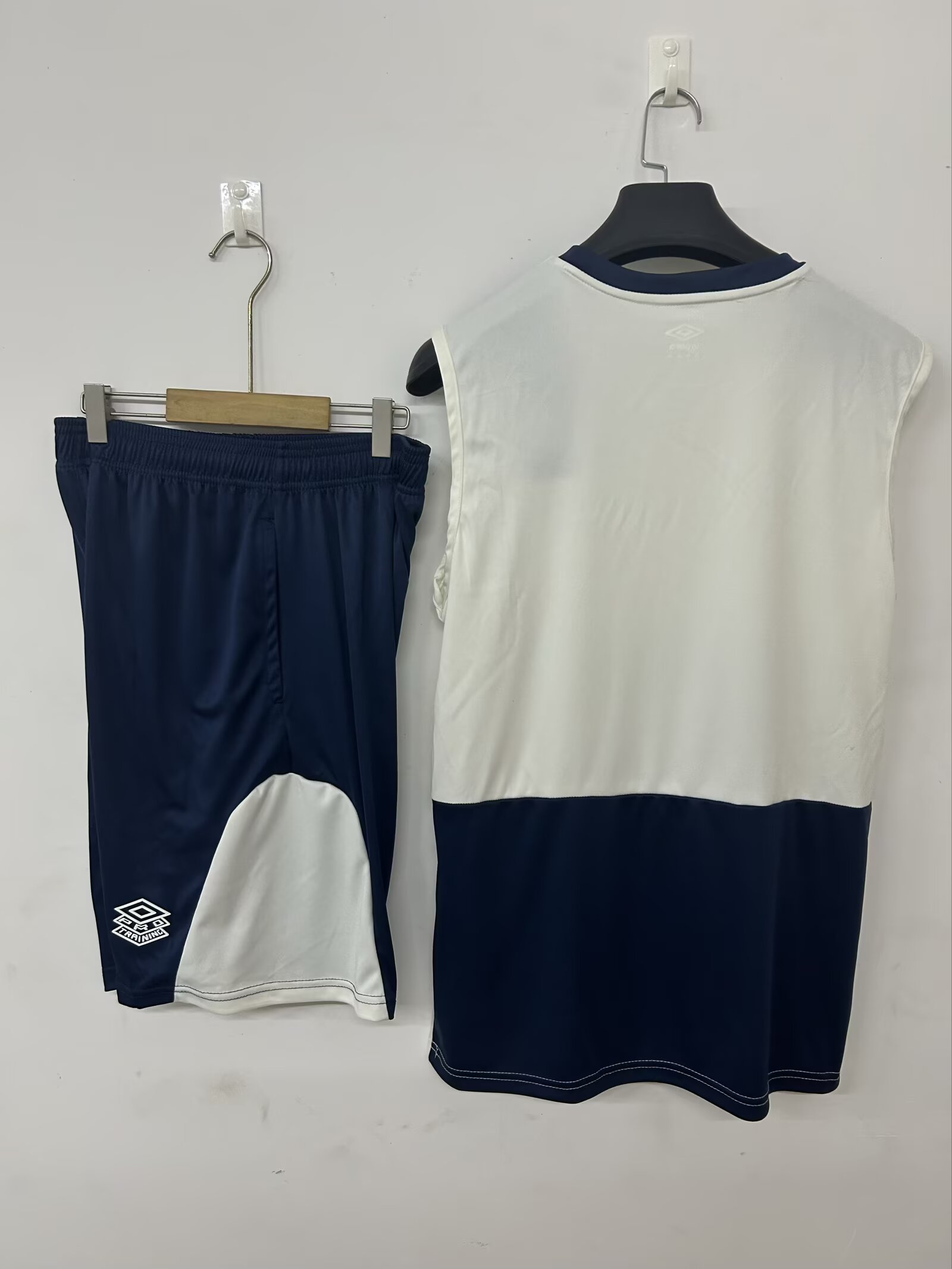 25/26 West Ham United training beige S-3XL - Image 2