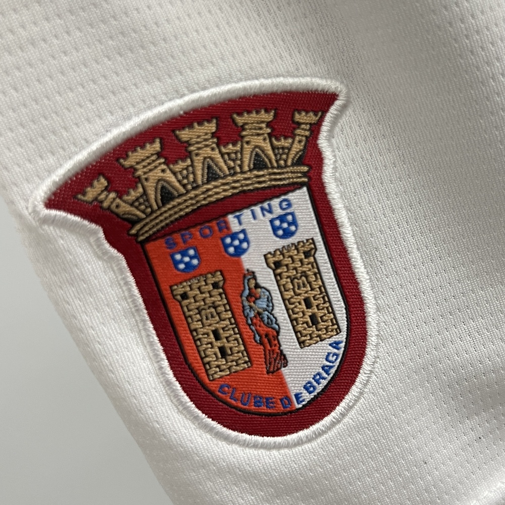 25/26 Braga away Size: 16-28 - Image 4