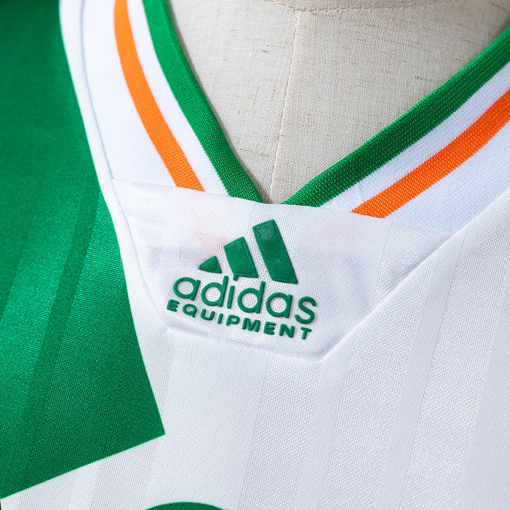 Ireland 1992/94 Away Retro Jersey S-XXL - Image 3