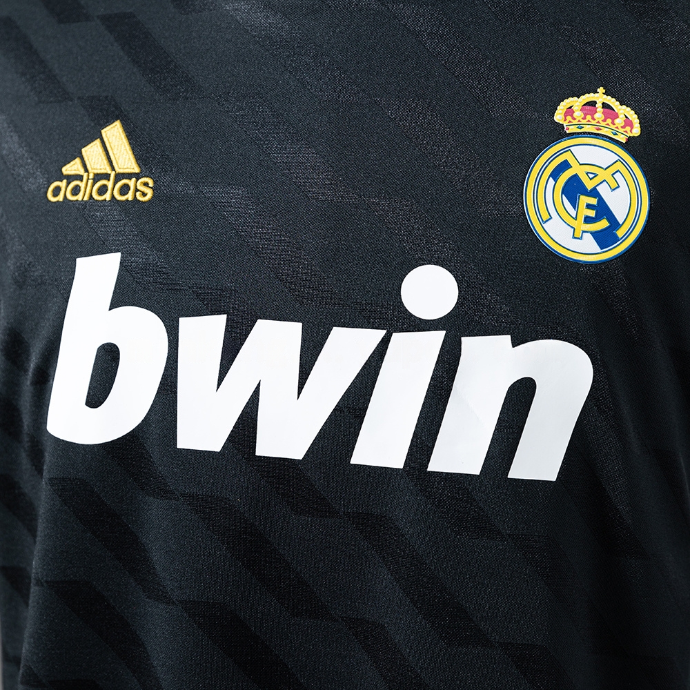 Retro Real Madrid 11/12 Away S-XXL - Image 5