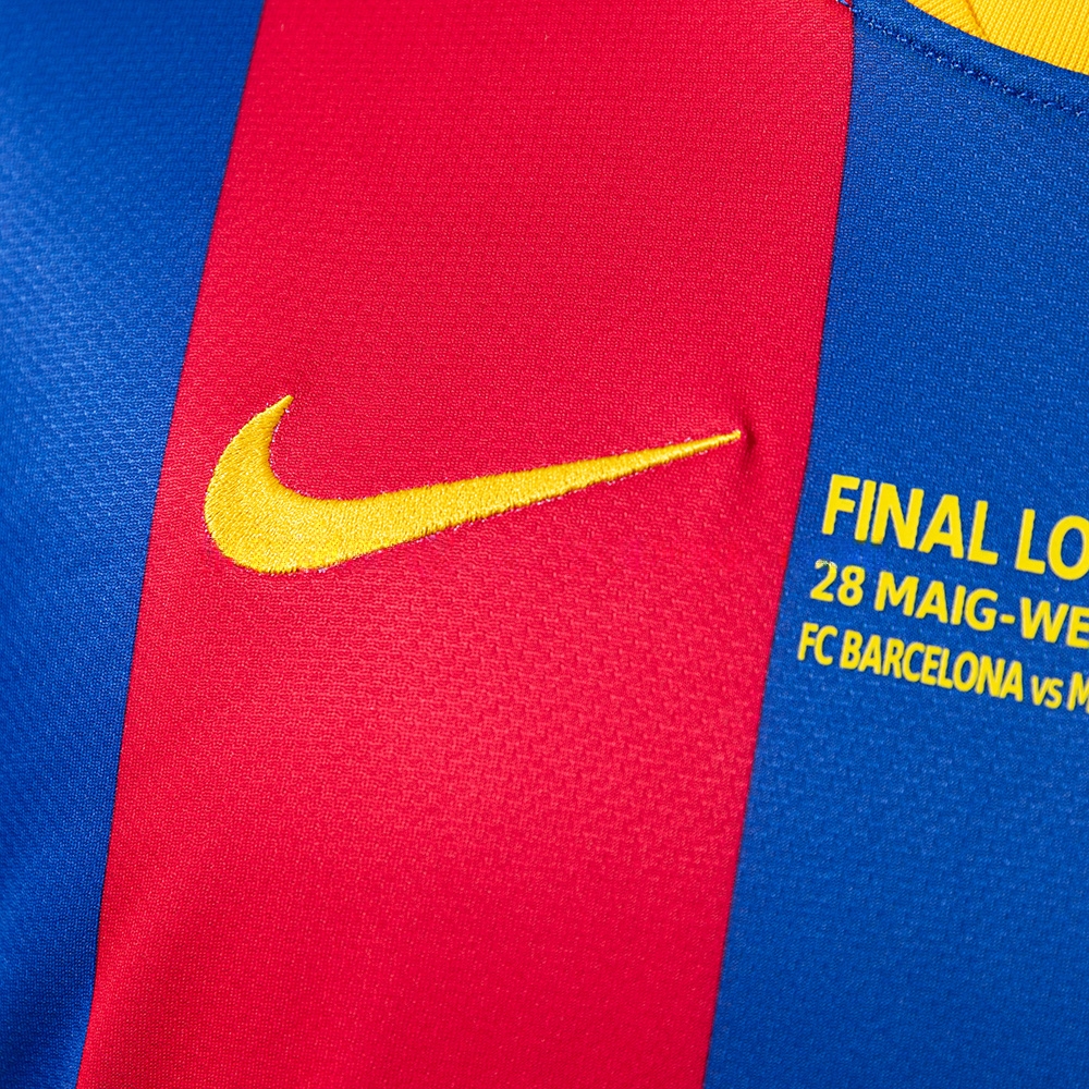 Barcelona 2010/11 Home Champions League Edition Long Sleeve Retro Jersey S-XXL - Image 4