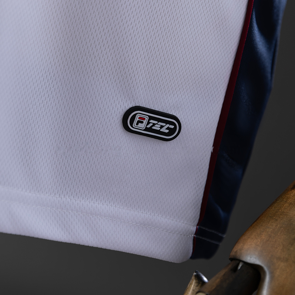 West Ham United 99/01 Away Retro Jersey S-XXL - Image 2