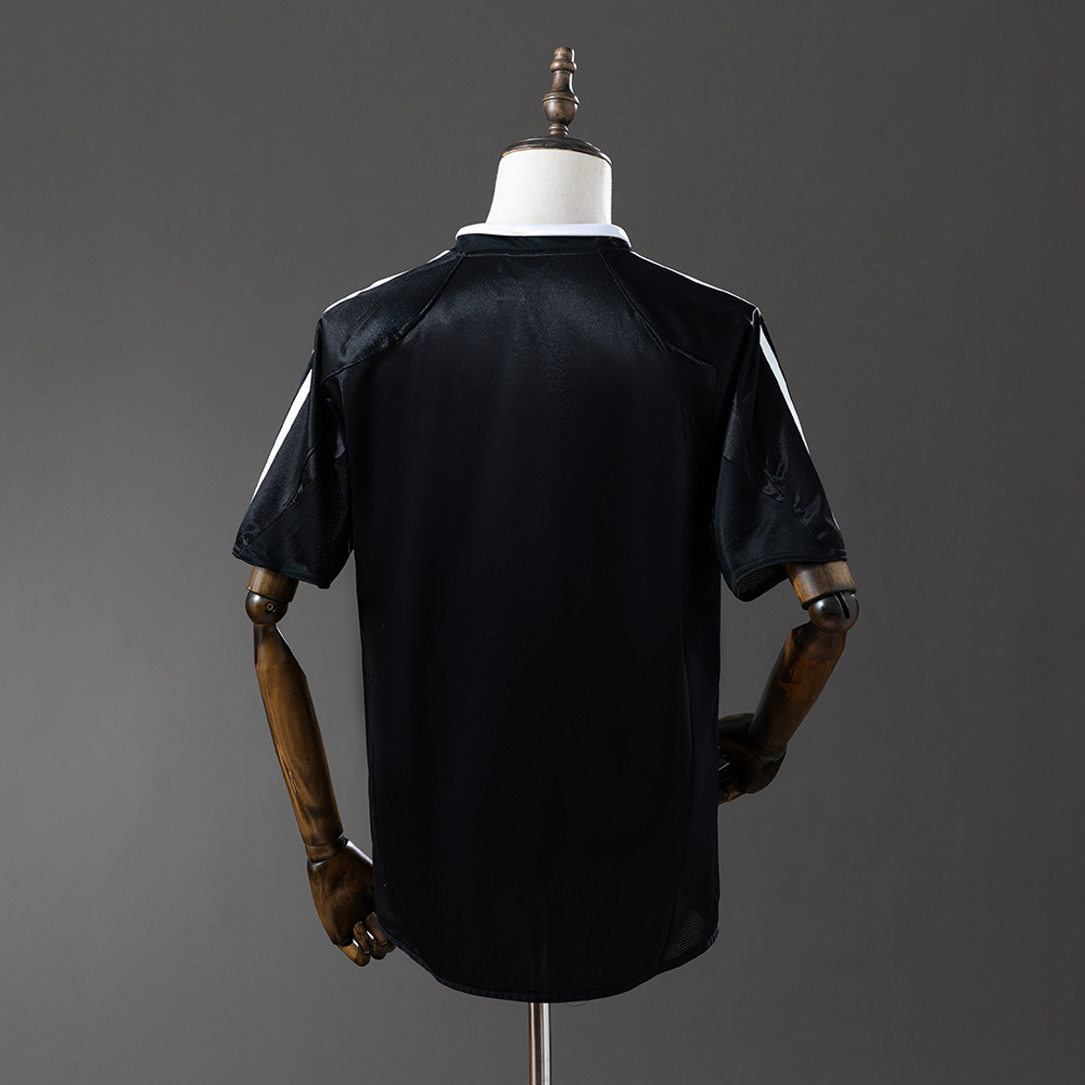 Real Madrid 04/05 Third away Retro Jersey S-XXL - Image 8