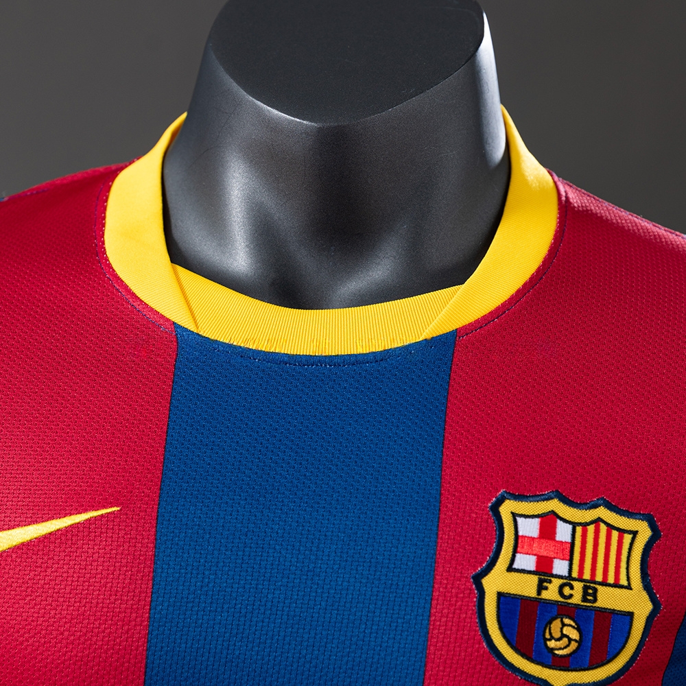 Barcelona 10/11 Home Long Sleeve Player Version Retro Jersey S-3XL - Image 7