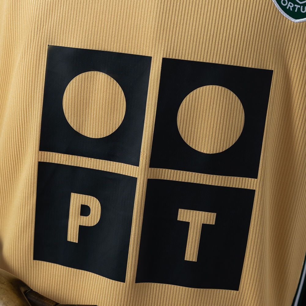 Sporting Lisbon 03/04 Away Retro Jersey S-XXL - Image 7