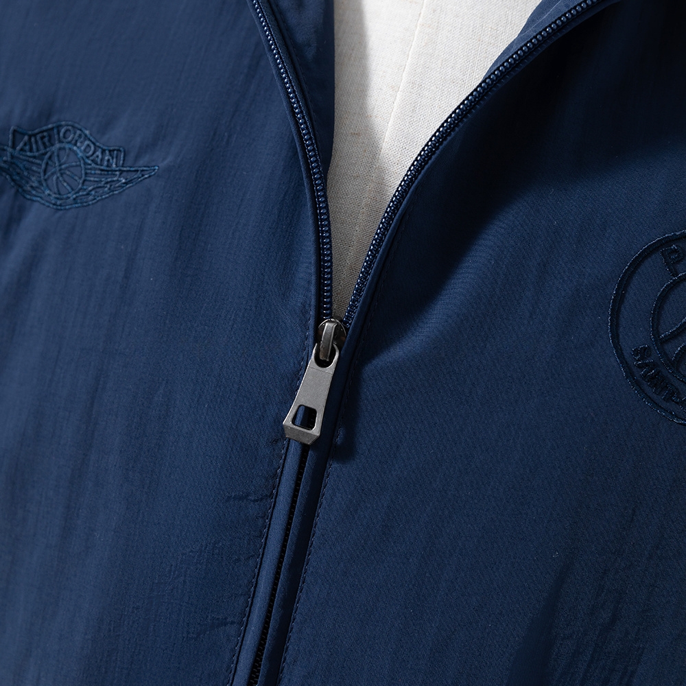 25/26 PSG Windbreaker S-XXL - Image 4