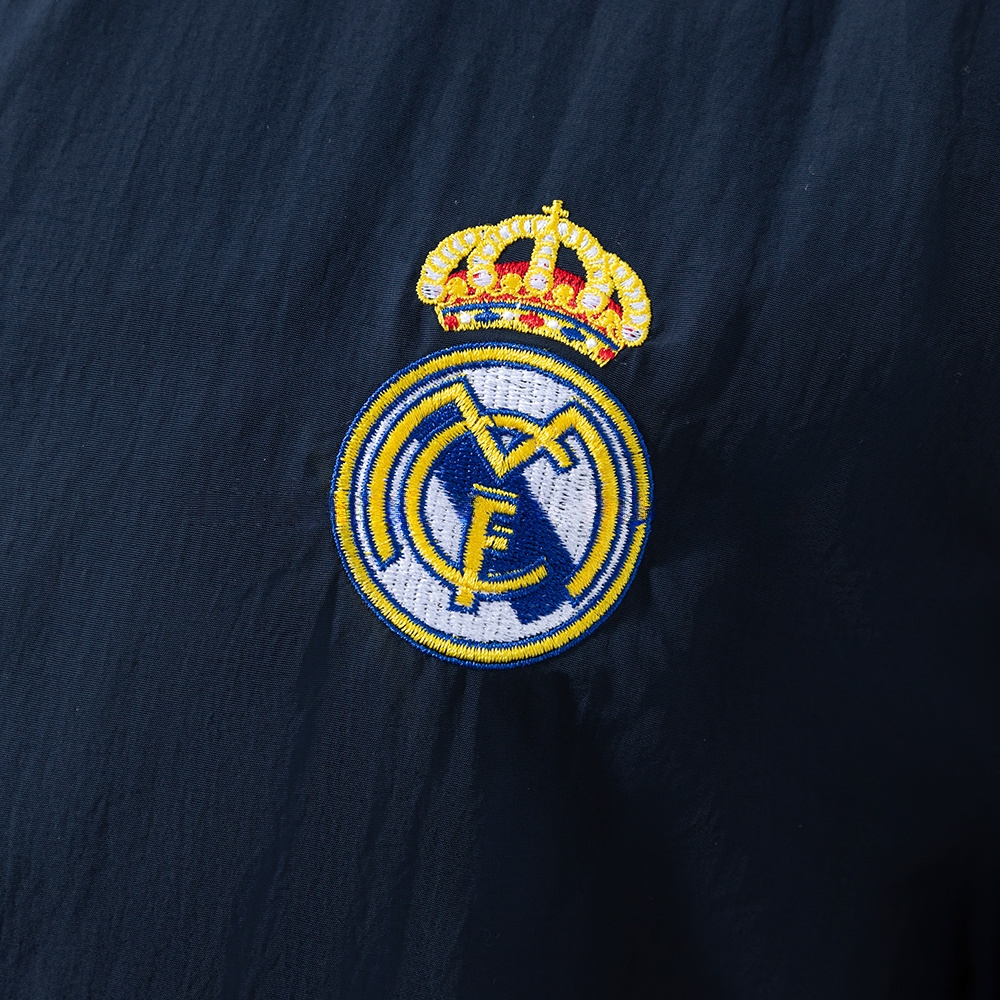 25/26 Real Madrid Trench Coat Reversible S-3XL - Image 9