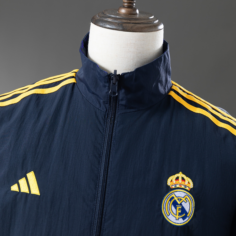 25/26 Real Madrid Trench Coat Reversible S-3XL - Image 10