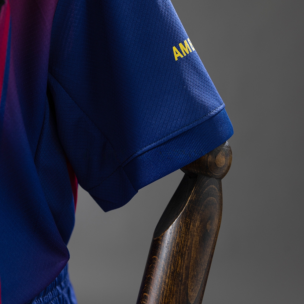 Barcelona 25/26 collaboration x DPLAY Kids Kit Jersey SIZE 16-28 - Image 4