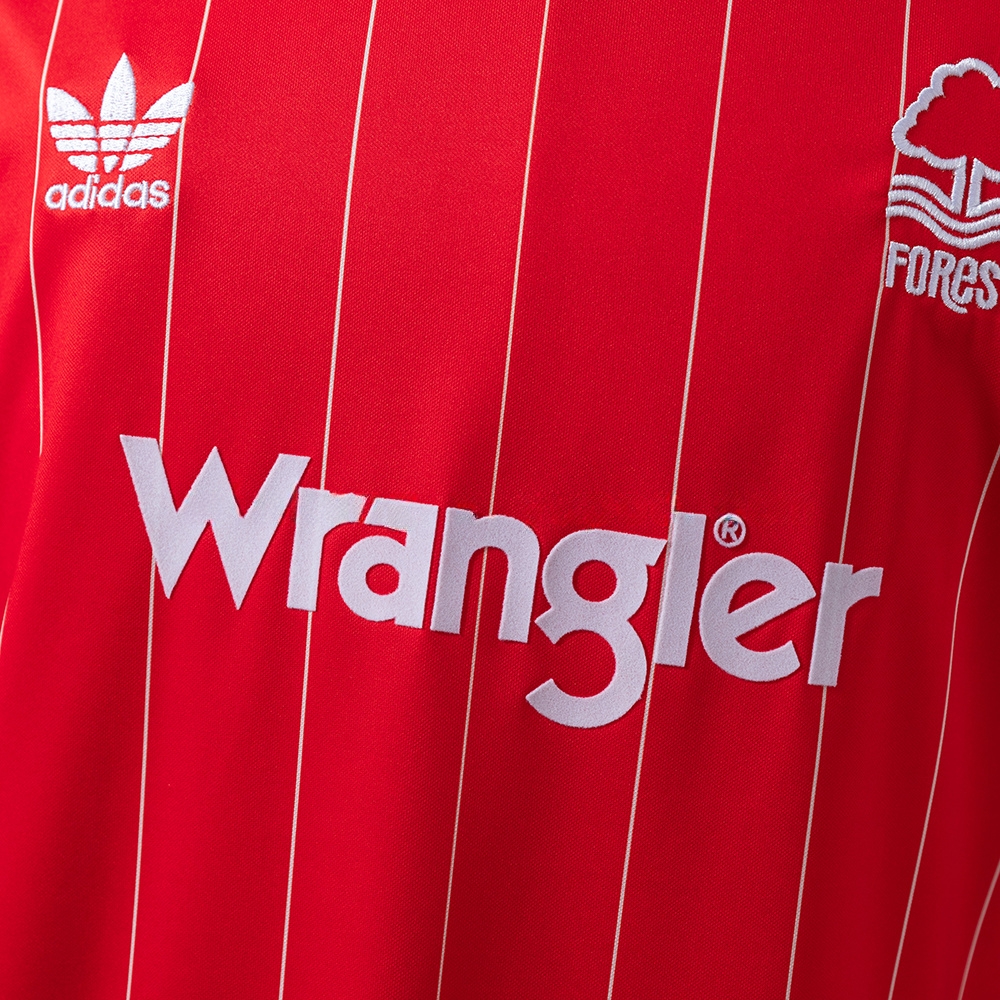 Nottingham Forest 82/84 Away Retro Jersey S-XXL - Image 6