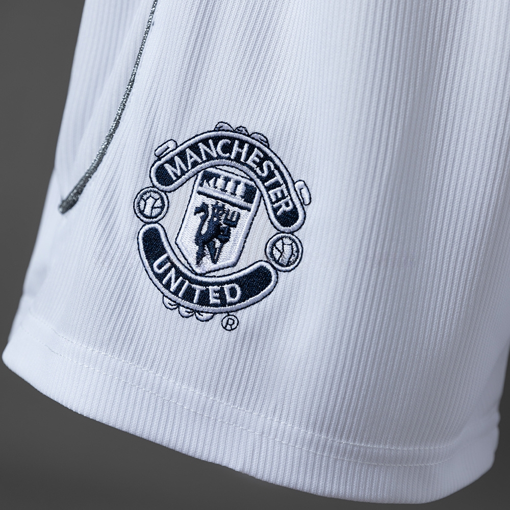 M-U 99/00 Away Retro Shorts S-XXL - Image 3
