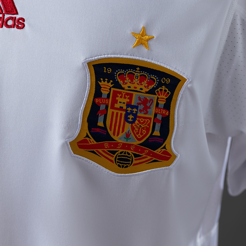 Spain 11/12 Away Retro Jersey S-XXL - Image 7