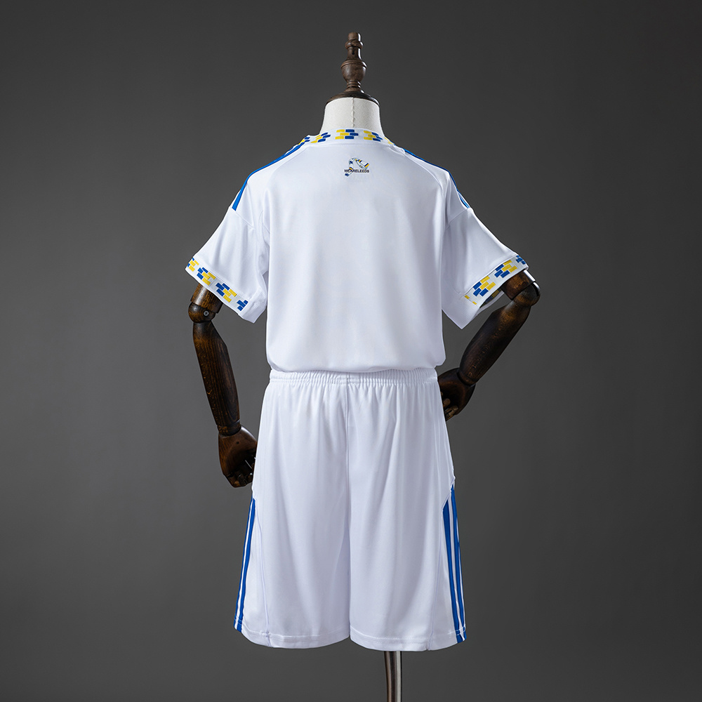 Leeds United 25/26 Home Kids Kit Jersey Size 16-28 - Image 2