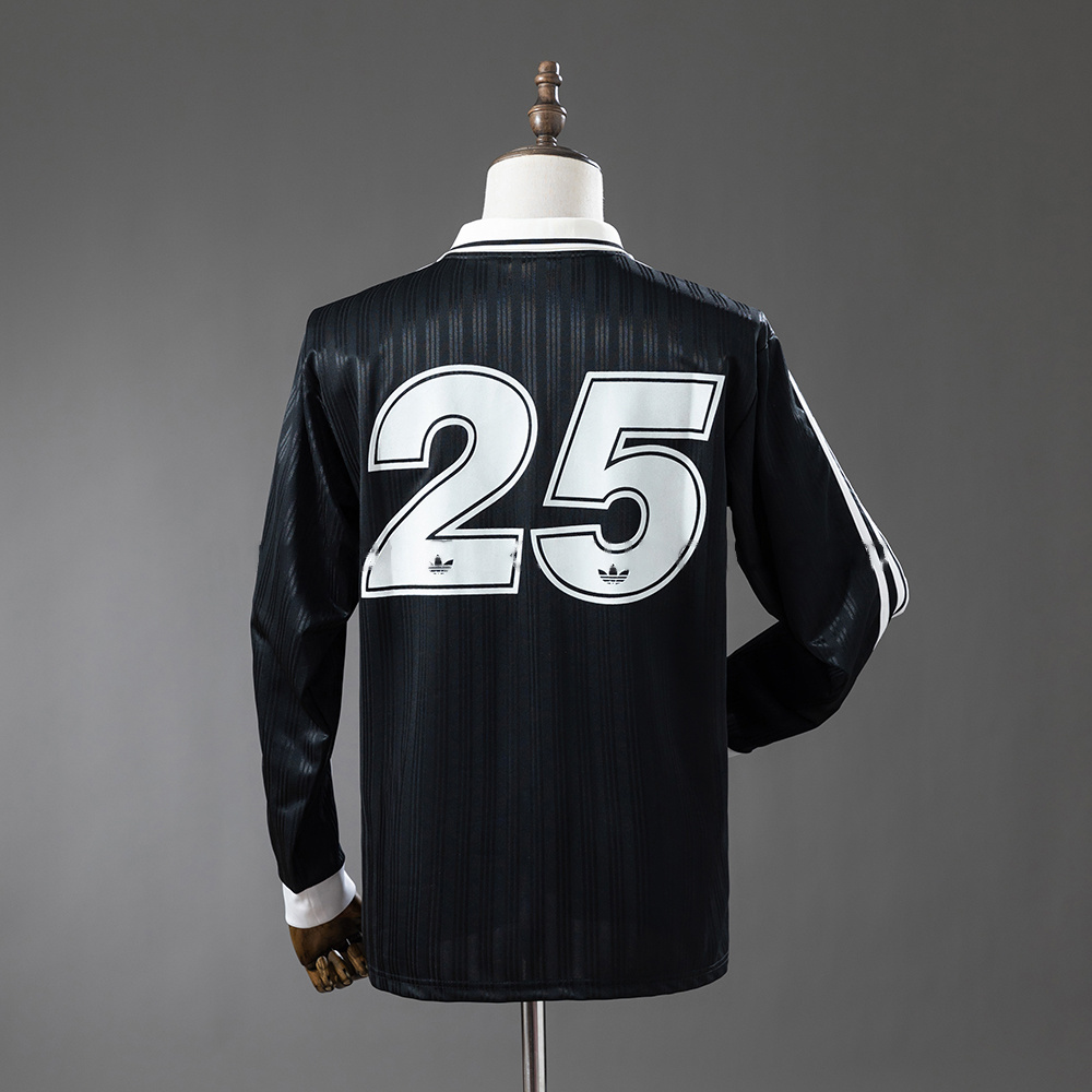 Oasis Tour Jacquard Striped Long-Sleeve Sweatshirt - Black S-4XL - Image 2