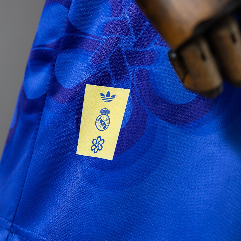 Real Madrid 25/26 Cultural Story - Blue Kids Kit Jersey SIZE 16-28 - Image 9