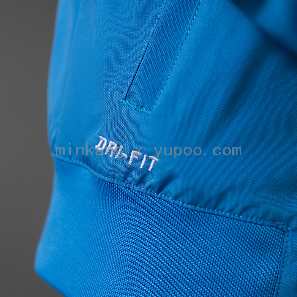 Barcelona 15/16 Windbreaker - Blue S-XXL - Image 3