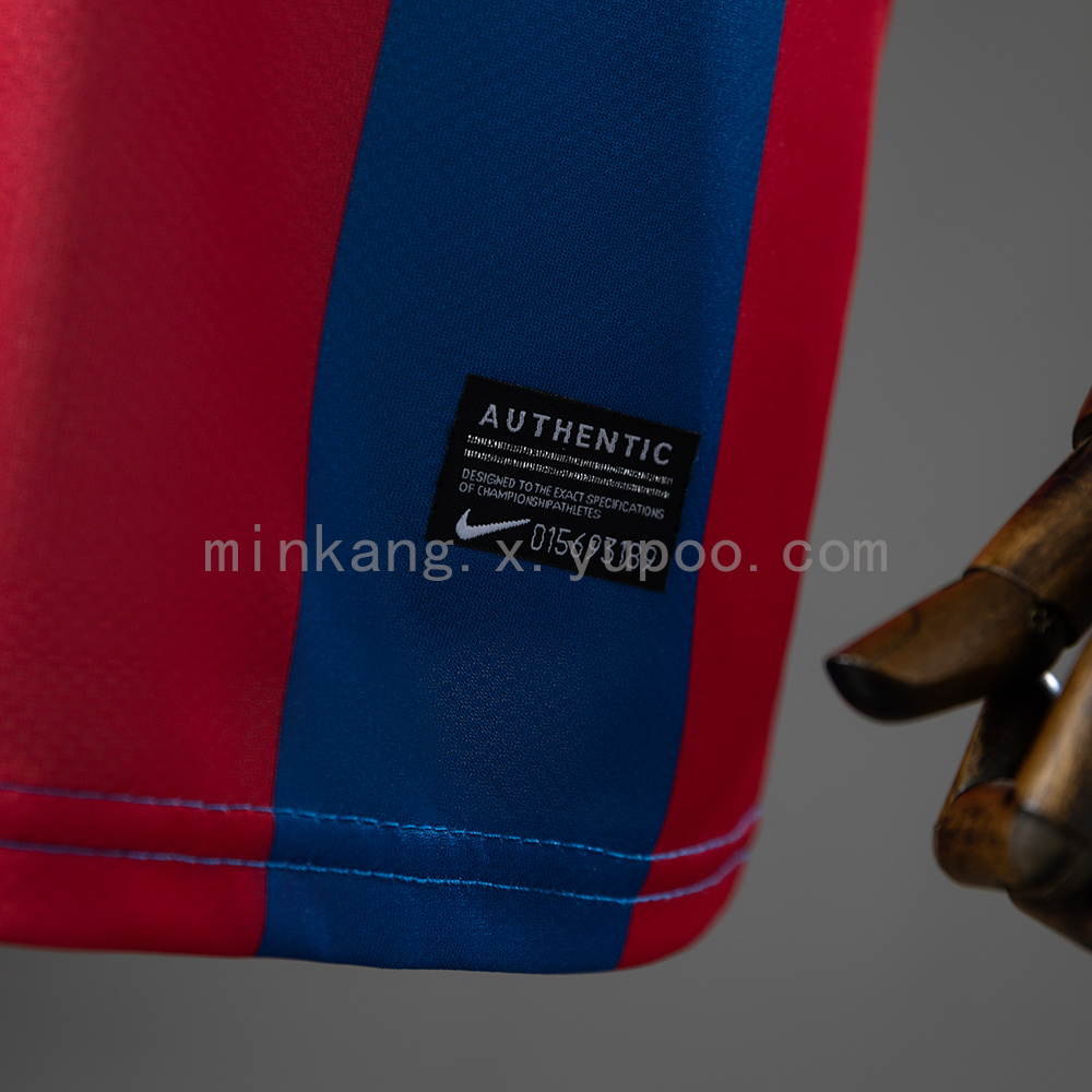 Barcelona 10/11 Home Retro Kids Kit Jersey Size 16-28 - Image 11