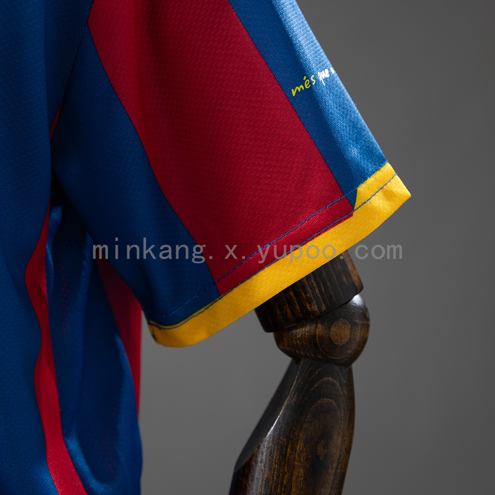 Barcelona 10/11 Home Retro Kids Kit Jersey Size 16-28 - Image 5