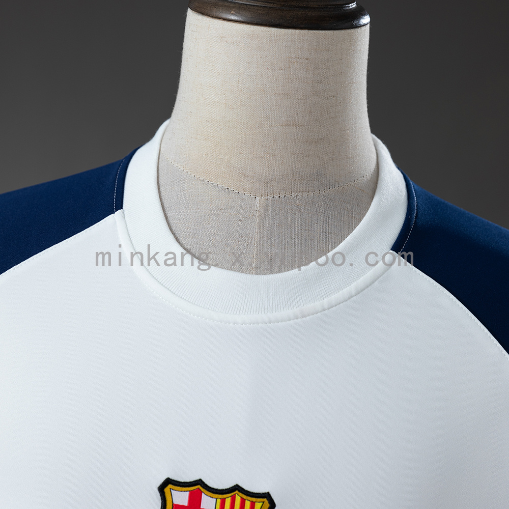 Barcelona Casual T-shirt S-3XL - Image 5