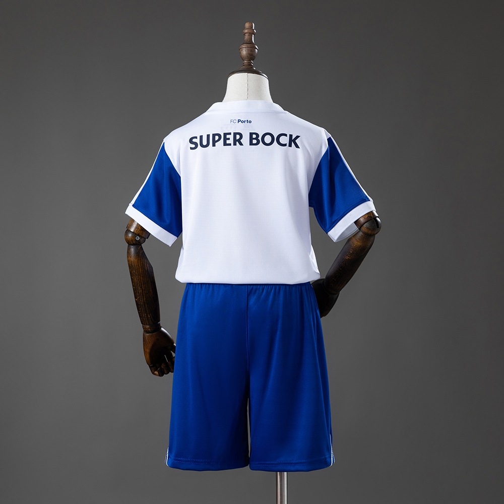 Porto 26/27 Home Kids Kit Jersey Size:16-28 - Image 2