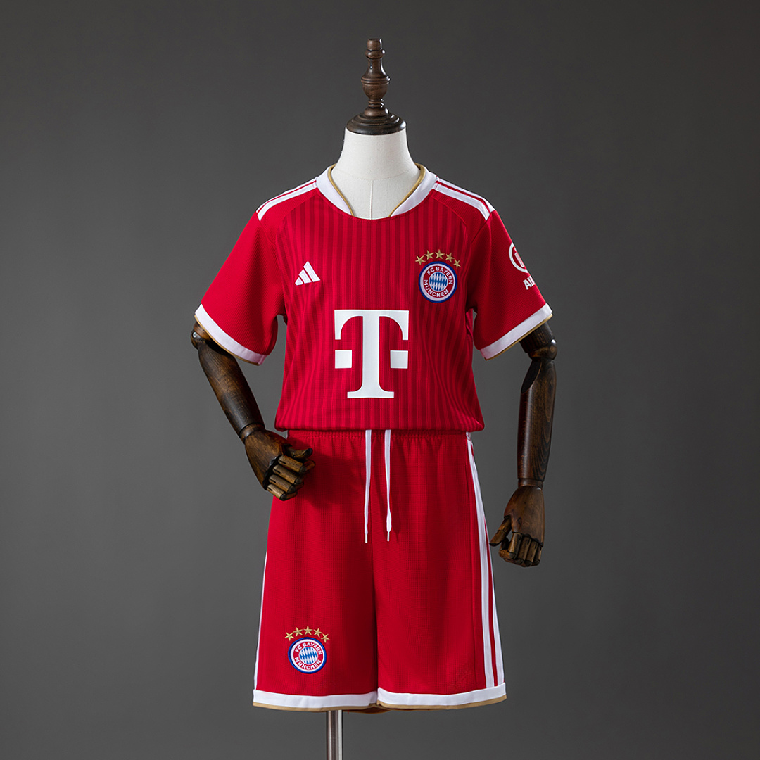 Bayern Munich 26/27 Home Kids Kit Jersey Size:16-28
