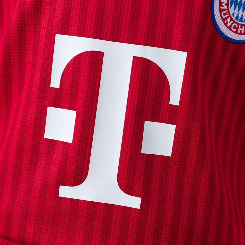 Bayern Munich 26/27 Home Kids Kit Jersey Size:16-28 - Image 7