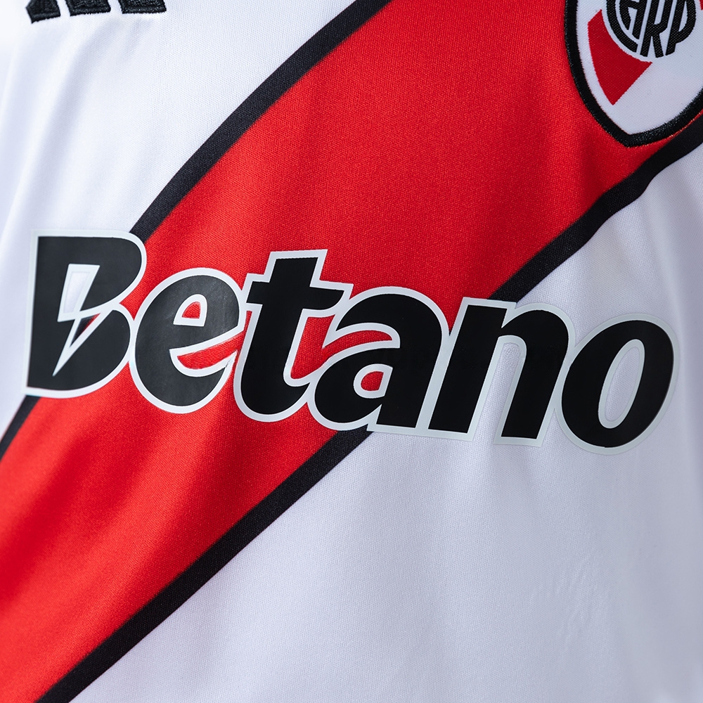 River Plate 26/27 Home Kids Kit Jersey Size:16-28 - Image 7